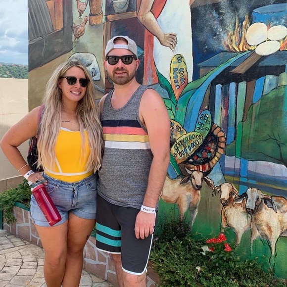 Meet your Posher, Autumn - Picture 3 of 3